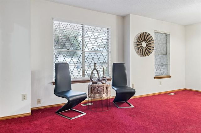 10108 S Ranchwood Manor Drive, Oklahoma City, OK 73139