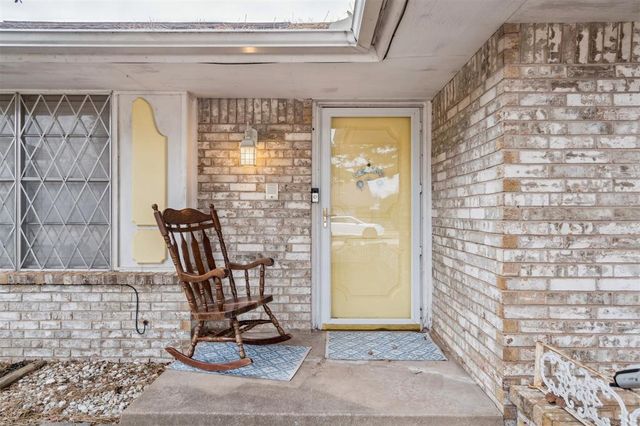 10108 S Ranchwood Manor Drive, Oklahoma City, OK 73139