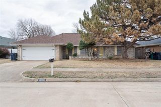 10108 S Ranchwood Manor Drive, Oklahoma City, OK 73139
