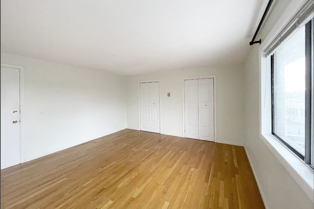 172 River St A5, Waltham, MA 02453
