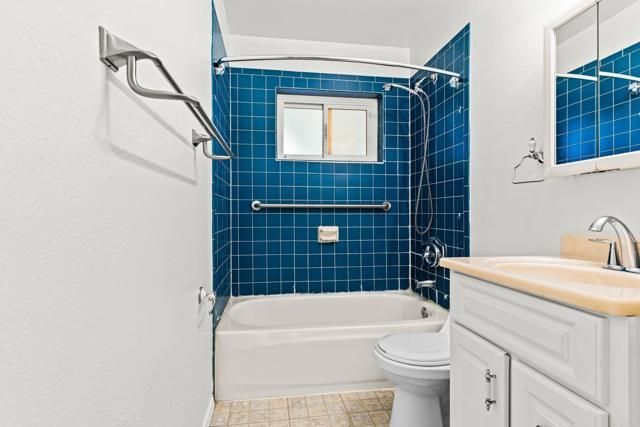 2317 Shamrock Street, San Diego, CA 92105