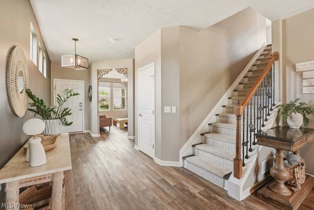 1955 Leisure Lane, Stow, OH 44224