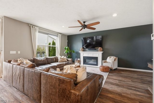 1955 Leisure Lane, Stow, OH 44224