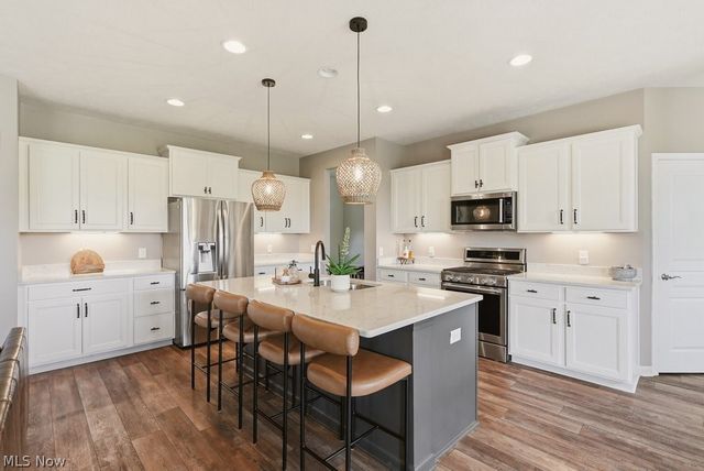 1955 Leisure Lane, Stow, OH 44224