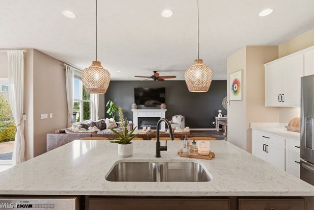 1955 Leisure Lane, Stow, OH 44224