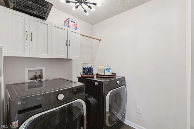 1955 Leisure Lane, Stow, OH 44224