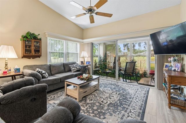 5213 LOCHMEAD TERRACE, Zephyrhills, FL 33541