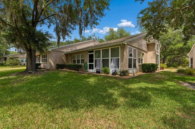 5213 LOCHMEAD TERRACE, Zephyrhills, FL 33541