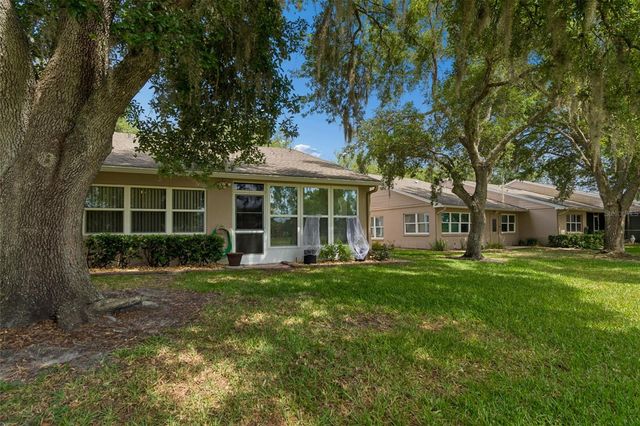 5213 LOCHMEAD TERRACE, Zephyrhills, FL 33541