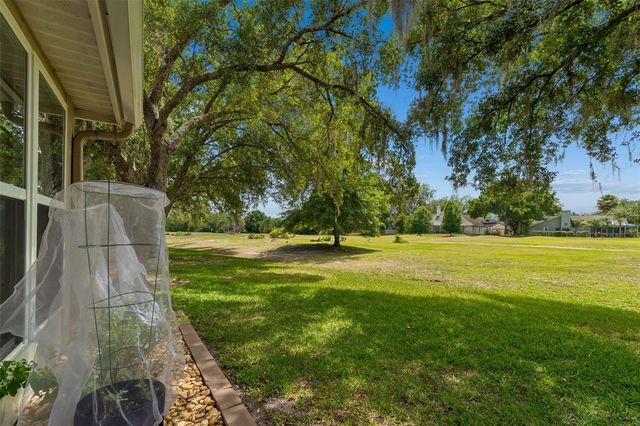 5213 LOCHMEAD TERRACE, Zephyrhills, FL 33541