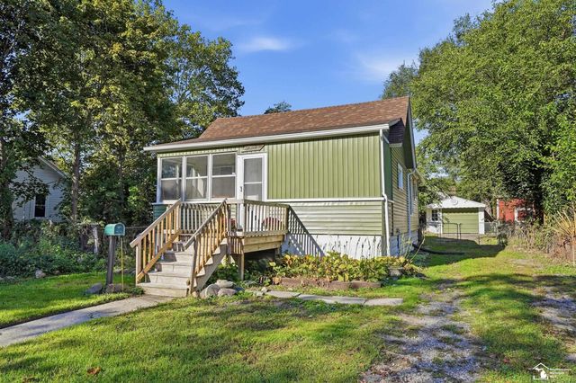 2946 4th Street, Trenton, MI 48183