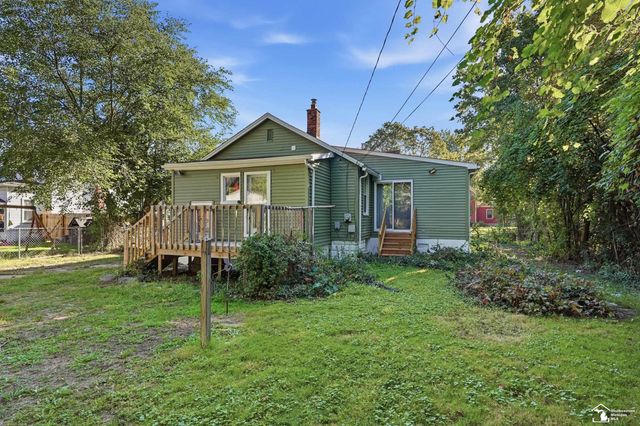 2946 4th Street, Trenton, MI 48183