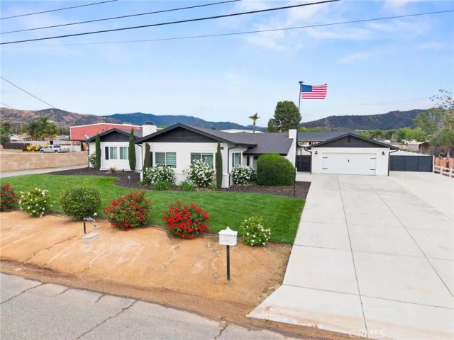 13461 Fremont, Yucaipa, CA 92399