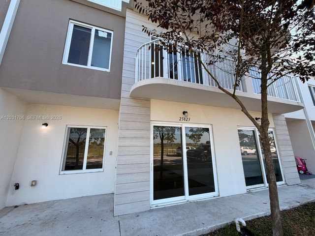 25823 SW 145th Avenue 25823, Homestead, FL 33032