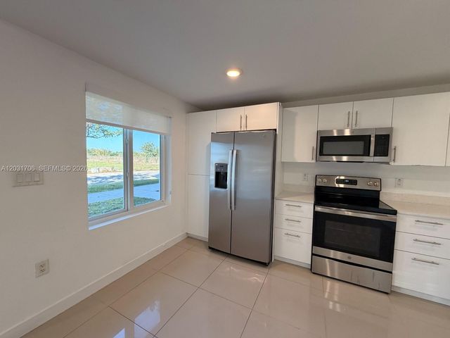 25823 SW 145th Avenue 25823, Homestead, FL 33032