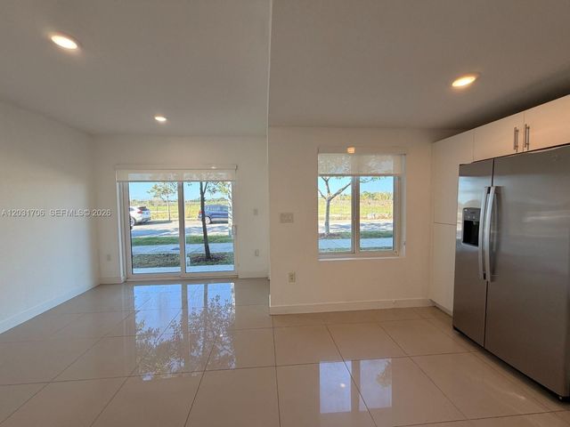 25823 SW 145th Avenue 25823, Homestead, FL 33032