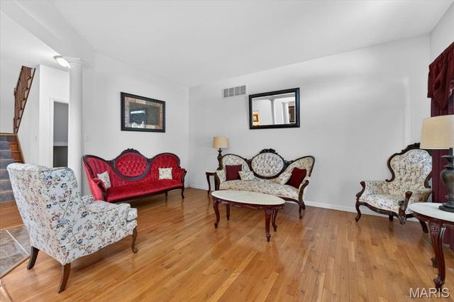 4216 Corrales Drive, Florissant, MO 63034