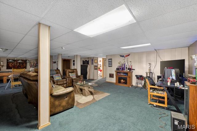 4216 Corrales Drive, Florissant, MO 63034