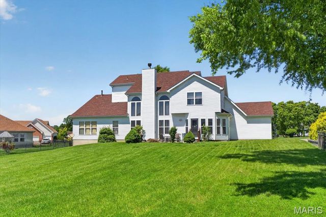 4216 Corrales Drive, Florissant, MO 63034
