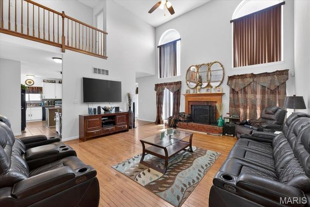 4216 Corrales Drive, Florissant, MO 63034