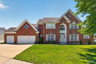4216 Corrales Drive, Florissant, MO 63034
