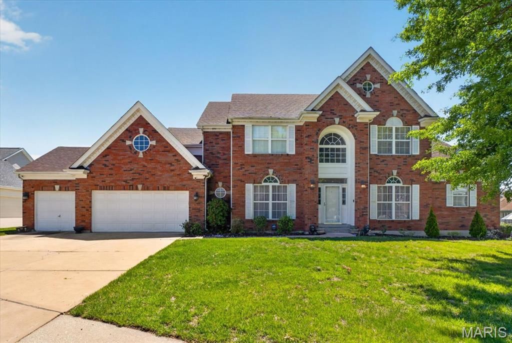 4216 Corrales Drive, Florissant, MO 63034
