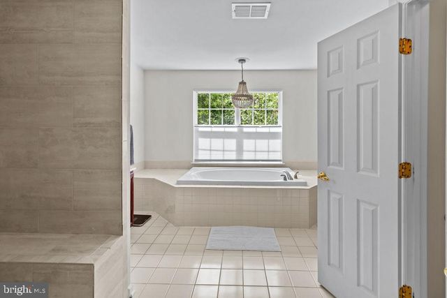 8085 NORWICH CT, Port Tobacco, MD 20677