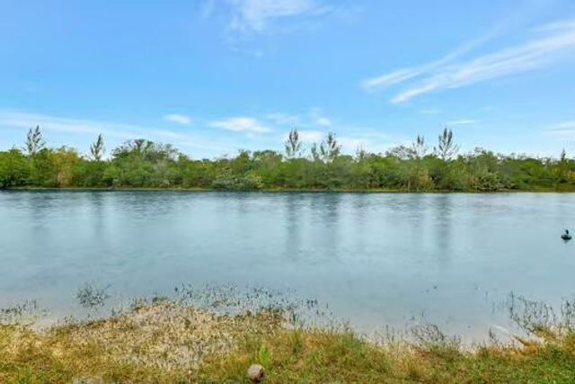 5408 SW 195th Terrace, Miramar, FL 33029