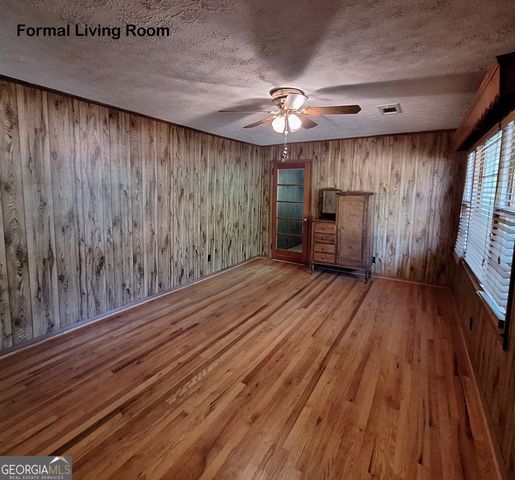 1239 Milstead Avenue NE, Conyers, GA 30012
