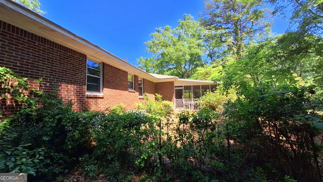 1239 Milstead Avenue NE, Conyers, GA 30012