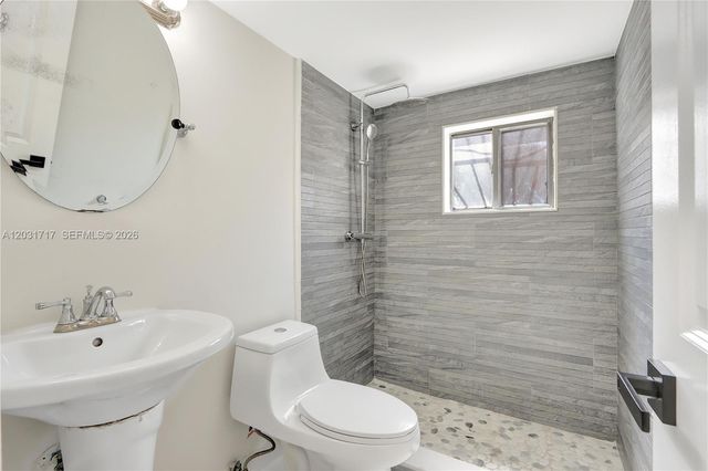 7732 W 29th Way 102, Hialeah, FL 33018
