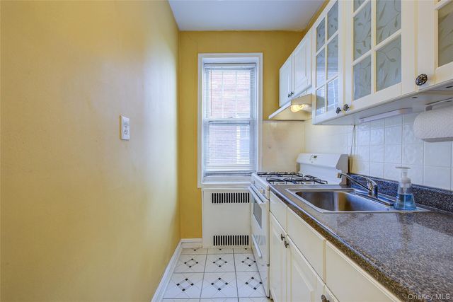 77-15 113th Street 6K, Forest Hills, NY 11375