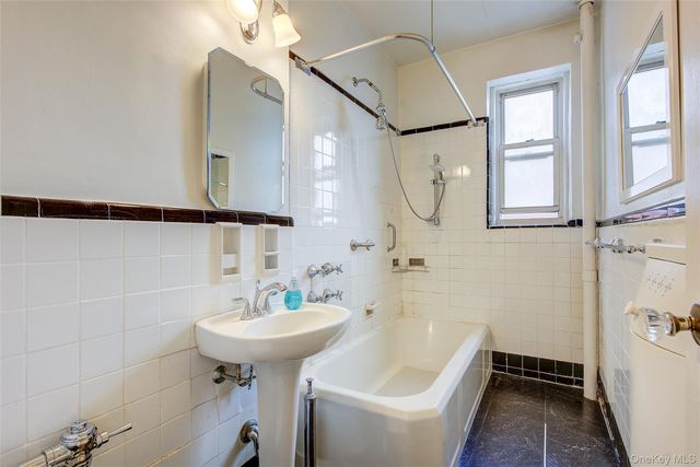 77-15 113th Street 6K, Forest Hills, NY 11375