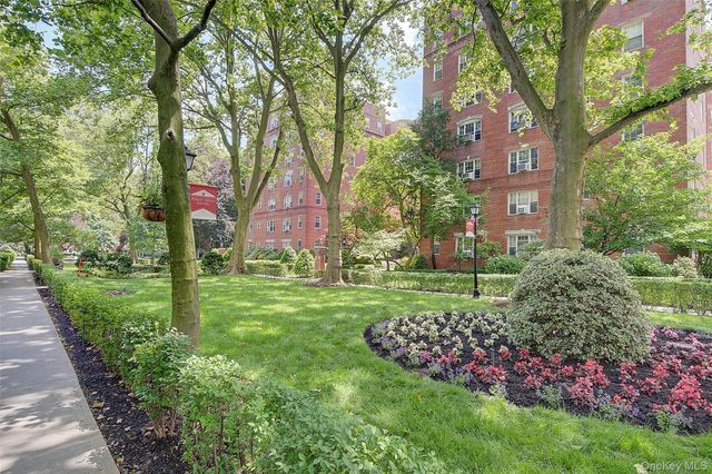 77-15 113th Street 6K, Forest Hills, NY 11375