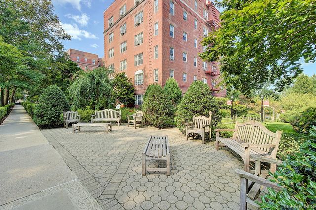 77-15 113th Street 6K, Forest Hills, NY 11375