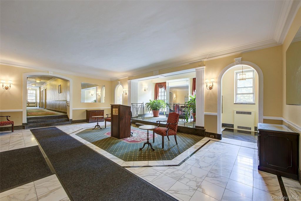 77-15 113th Street 6K, Forest Hills, NY 11375 — photo 3