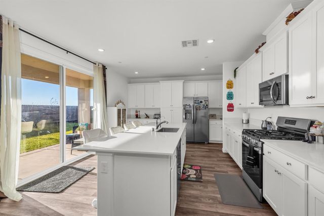 4506 Duckhawk Cir, Rancho Cordova, CA 95742