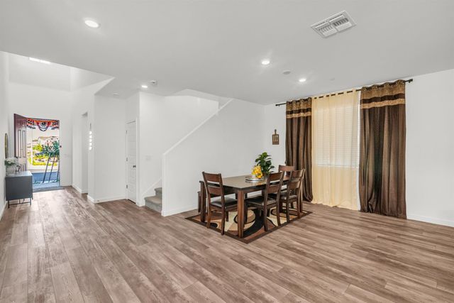 4506 Duckhawk Cir, Rancho Cordova, CA 95742