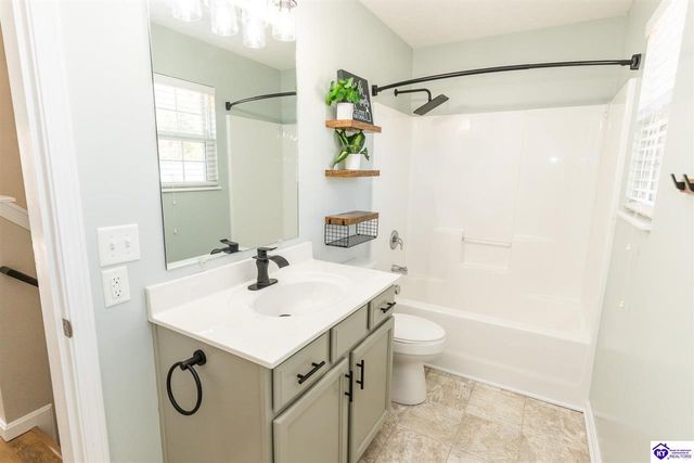 248 Blossom Lane, Elizabethtown, KY 42701