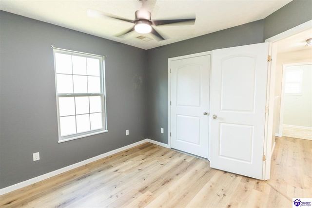 248 Blossom Lane, Elizabethtown, KY 42701