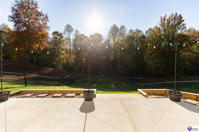 248 Blossom Lane, Elizabethtown, KY 42701