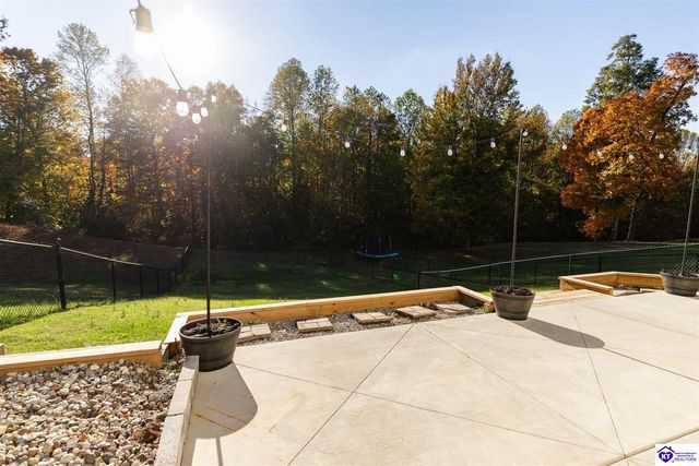 248 Blossom Lane, Elizabethtown, KY 42701