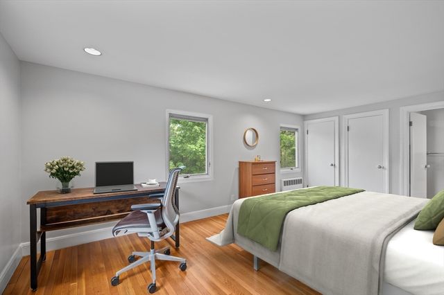 150 Cotton St, Newton, MA 02458