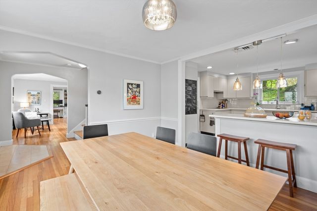 150 Cotton St, Newton, MA 02458