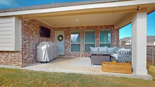 1119 Kettlewood Drive, Justin, TX 76247
