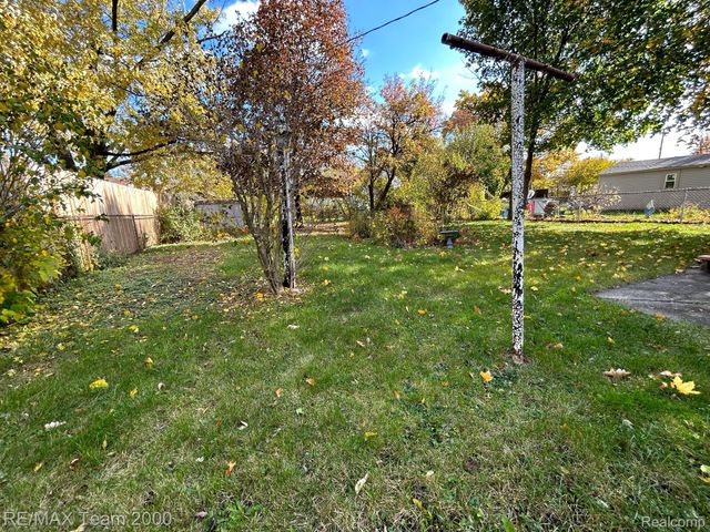 1032 GILMAN Street, Garden City, MI 48135