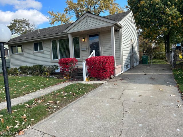 1032 GILMAN Street, Garden City, MI 48135