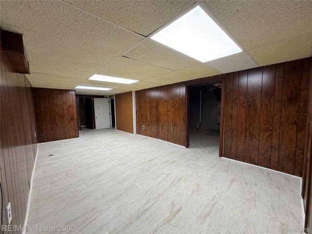 1032 GILMAN Street, Garden City, MI 48135