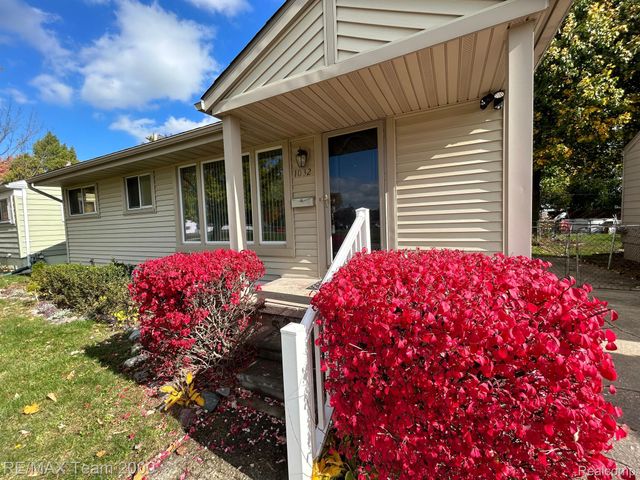 1032 GILMAN Street, Garden City, MI 48135