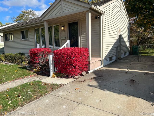 1032 GILMAN Street, Garden City, MI 48135